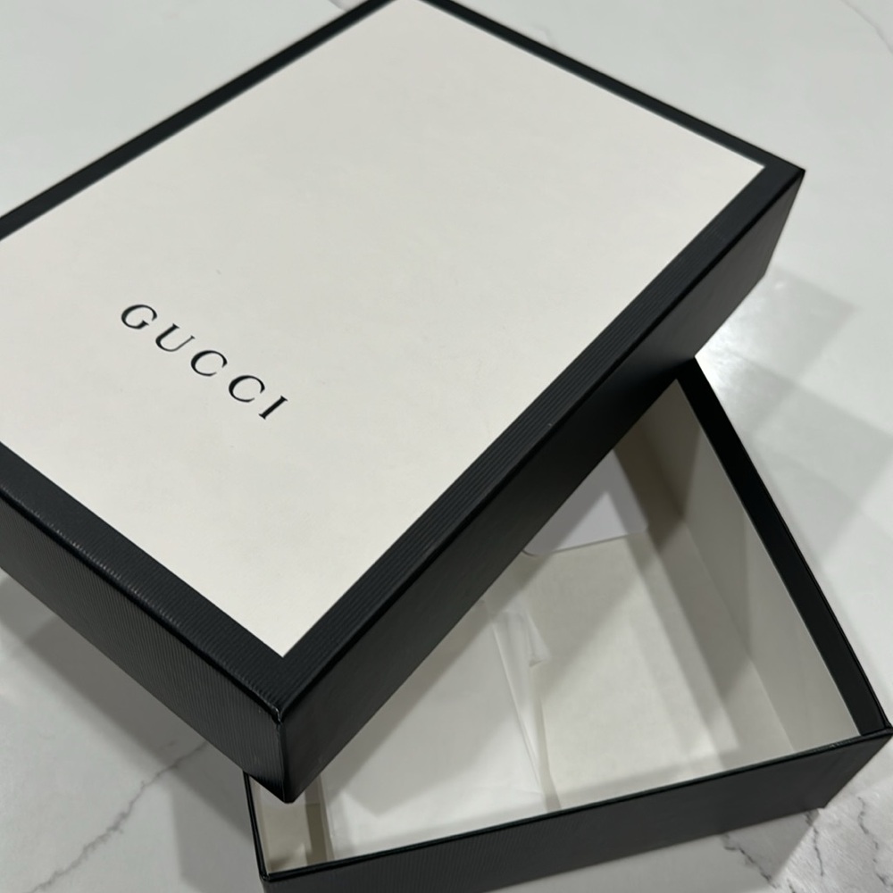 🆕 Gucci Box! - Picture 5 of 11